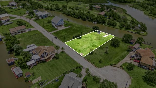 222 Rue Orleans Street, Baytown, TX 77520