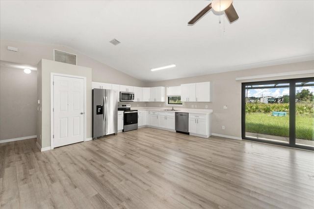 2710 70TH STREET W, Lehigh Acres, FL 33971