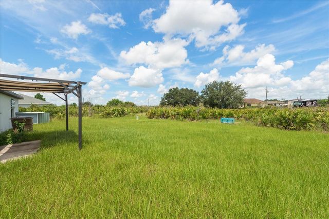 2710 70TH STREET W, Lehigh Acres, FL 33971