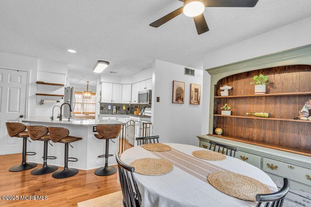 46 Ravenwood Boulevard, Barnegat, NJ 08005