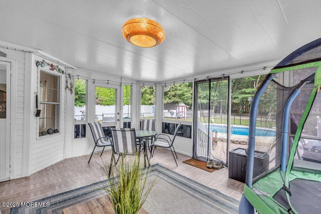 46 Ravenwood Boulevard, Barnegat, NJ 08005