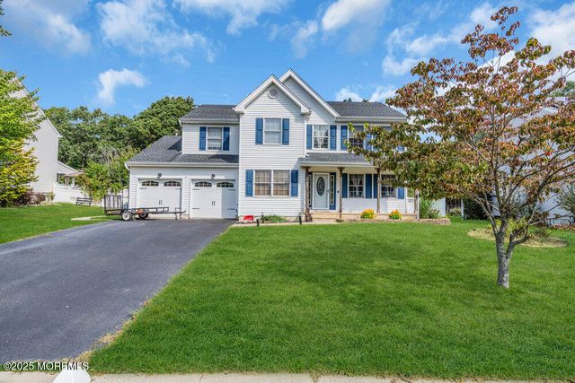 46 Ravenwood Boulevard, Barnegat, NJ 08005