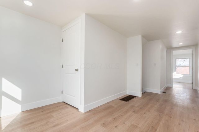 1120 Oakwood Avenue, Columbus, OH 43206