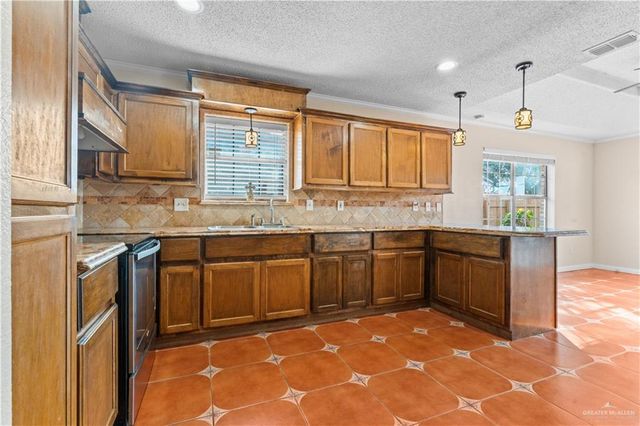 6801 N 40th Street, Mcallen, TX 78504