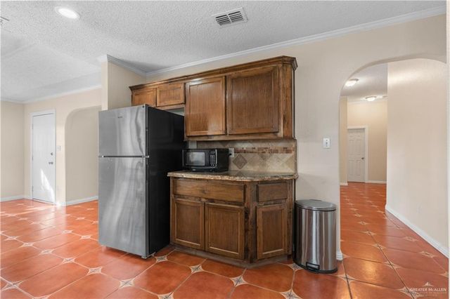 6801 N 40th Street, Mcallen, TX 78504