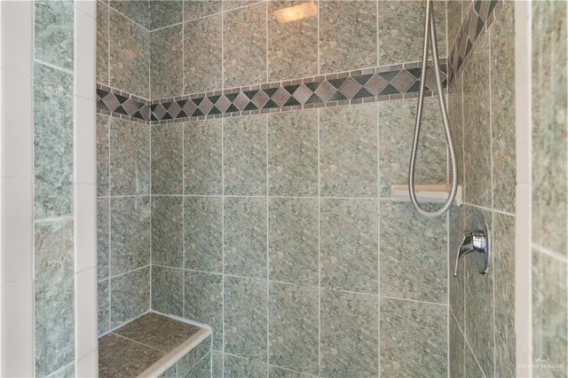 6801 N 40th Street, Mcallen, TX 78504