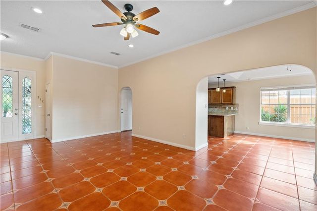 6801 N 40th Street, Mcallen, TX 78504