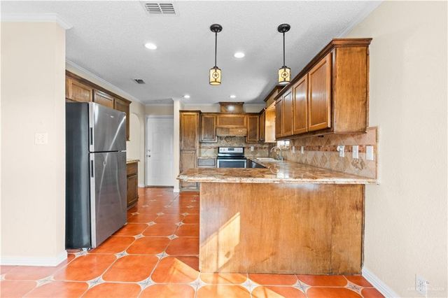 6801 N 40th Street, Mcallen, TX 78504