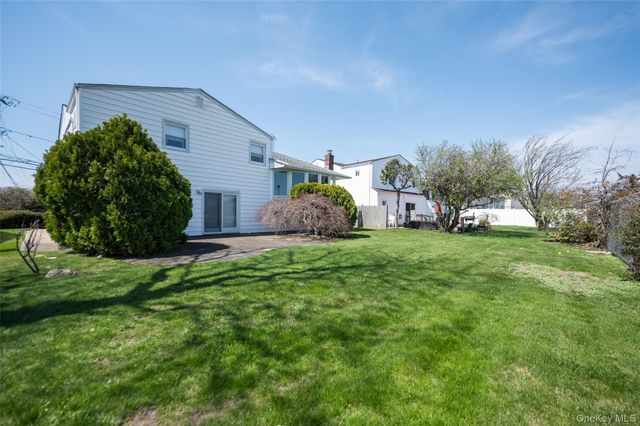 3905 Greentree Drive, Oceanside, NY 11572