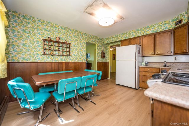 3905 Greentree Drive, Oceanside, NY 11572