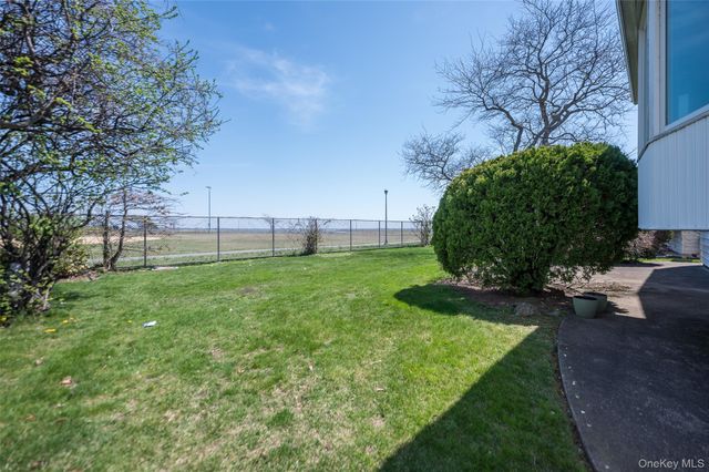 3905 Greentree Drive, Oceanside, NY 11572