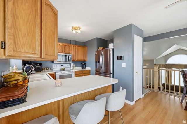 5697 S ESPRIT DR, Kearns, UT 84118