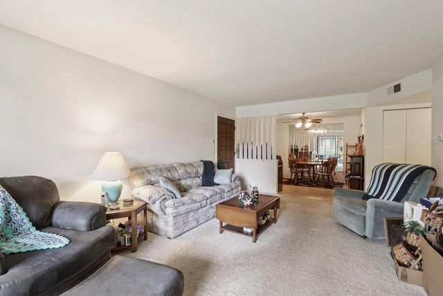 9360 W Forest Home AVENUE #3, Greenfield, WI 53228