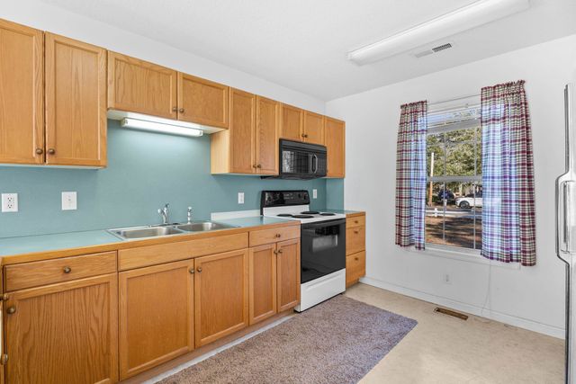 246 Russell Dr., Pawleys Island, SC 29585