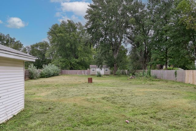 604 N Meteor Avenue, Springfield, MO 65802
