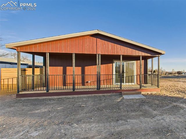 77 E Dante Lane, Pueblo, CO 81007