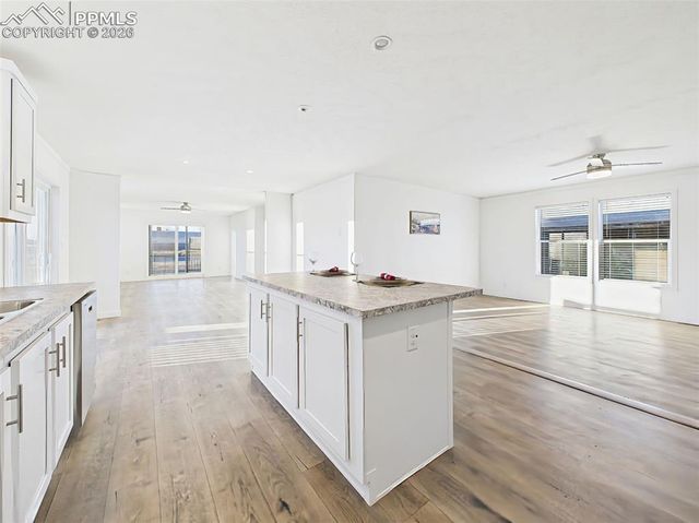 77 E Dante Lane, Pueblo, CO 81007