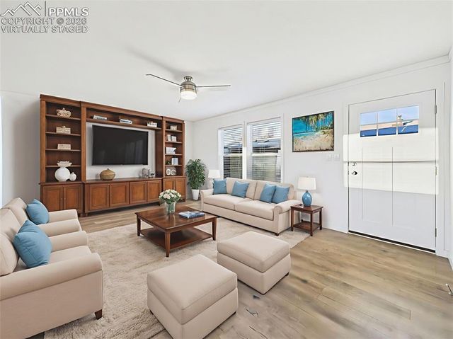 77 E Dante Lane, Pueblo, CO 81007