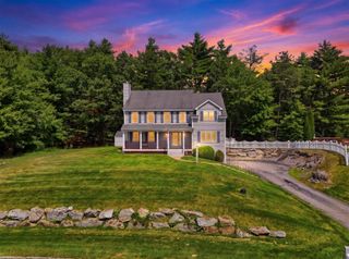 43 Duncan Farms Road, Manchester, NH 03102