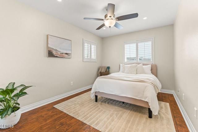 215 Apple Avenue, Ventura, CA 93004