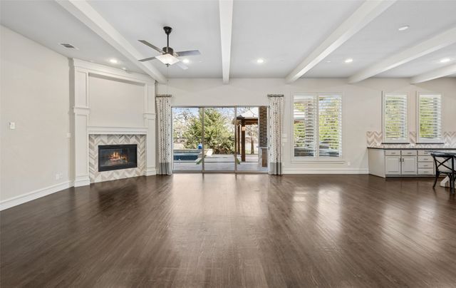 812 Lake Carillon Lane, Southlake, TX 76092