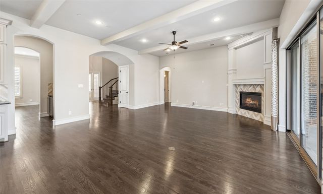 812 Lake Carillon Lane, Southlake, TX 76092