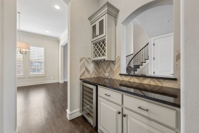 812 Lake Carillon Lane, Southlake, TX 76092