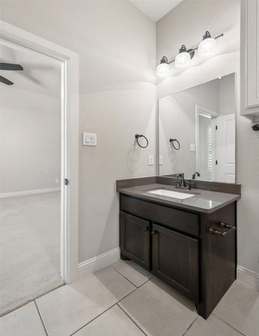 812 Lake Carillon Lane, Southlake, TX 76092