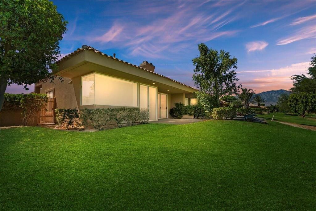 28 Pine Valley Dr, Rancho Mirage, CA 92270