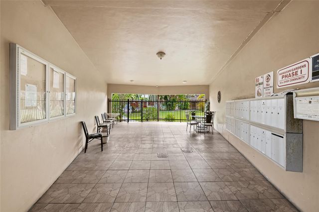 5031 W Oakland Park Boulevard 309, Lauderdale Lakes, FL 33313