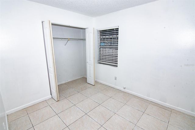5810 N THATCHER AVENUE, Tampa, FL 33614