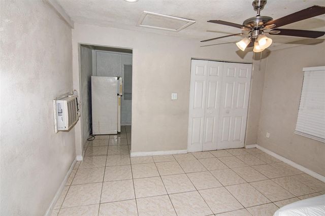 5810 N THATCHER AVENUE, Tampa, FL 33614