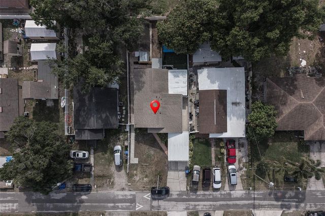 5810 N THATCHER AVENUE, Tampa, FL 33614