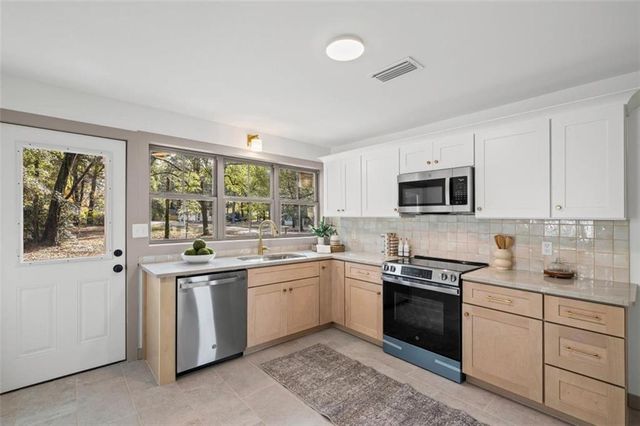 104 Bayou E Avenue, Satsuma, AL 36572