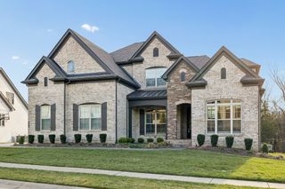 1137 McClellan Ln, Nolensville, TN 37135