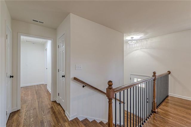 422 Susan Creek Drive, Stone Mountain, GA 30083