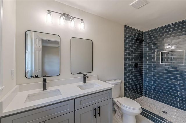 422 Susan Creek Drive, Stone Mountain, GA 30083