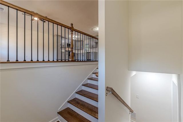 422 Susan Creek Drive, Stone Mountain, GA 30083