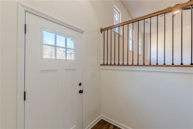 422 Susan Creek Drive, Stone Mountain, GA 30083