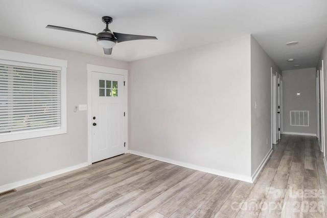 312 Glenrock Drive, Charlotte, NC 28217