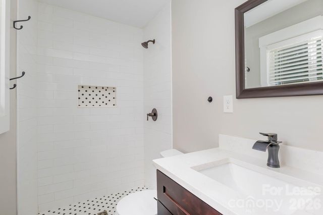 312 Glenrock Drive, Charlotte, NC 28217