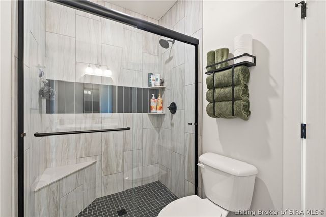 4654 Red Tail Ridge, Jeffersonville, IN 47130