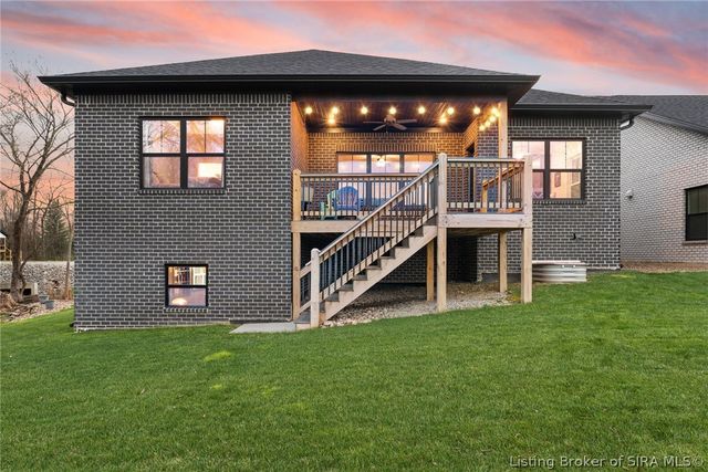 4654 Red Tail Ridge, Jeffersonville, IN 47130