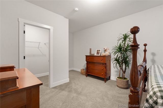 4654 Red Tail Ridge, Jeffersonville, IN 47130