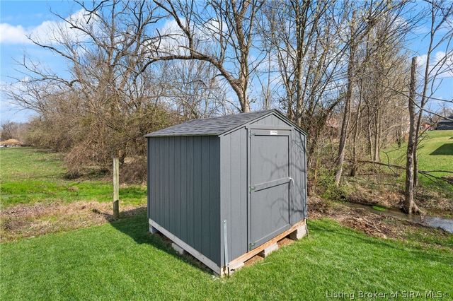 4654 Red Tail Ridge, Jeffersonville, IN 47130