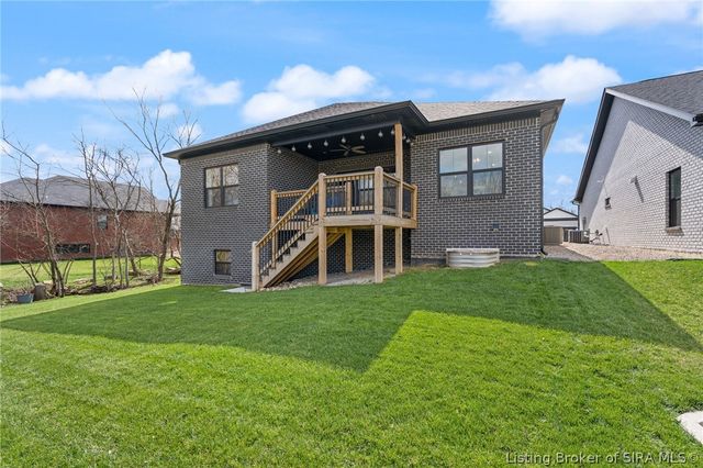 4654 Red Tail Ridge, Jeffersonville, IN 47130