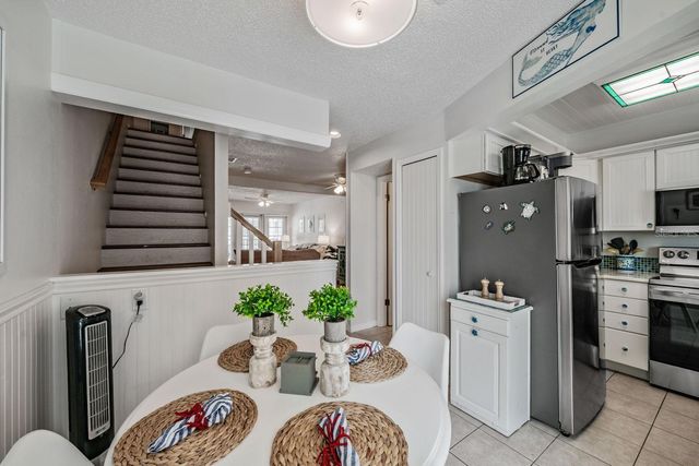 17960 GULF BOULEVARD 121, Redington Shores, FL 33708