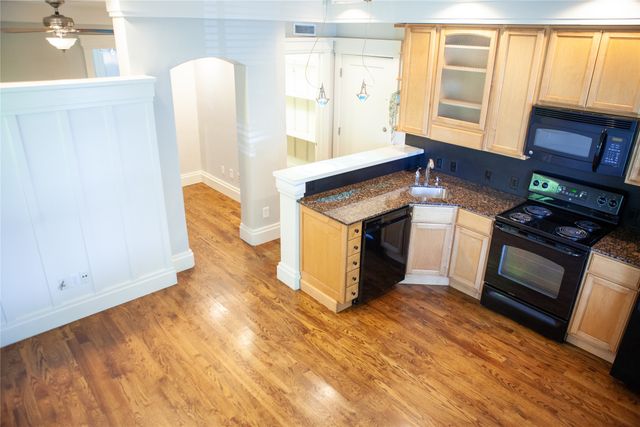 5837 Velasco Avenue 102, Dallas, TX 75206