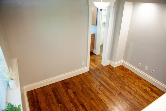 5837 Velasco Avenue 102, Dallas, TX 75206