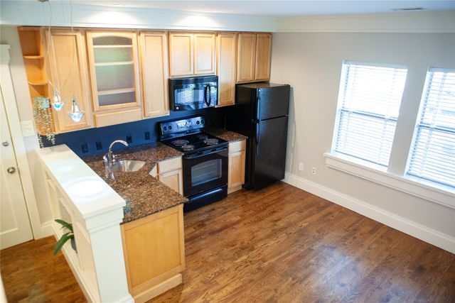 5837 Velasco Avenue 102, Dallas, TX 75206